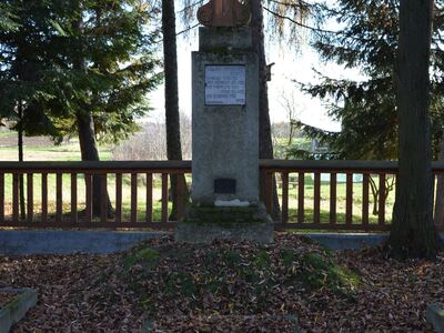 Cmentarz wojenny nr 21 w Warzycach