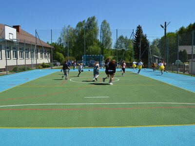 Szkoła Podstawowa w Niepli może cieszyć się boiskiem sportowym