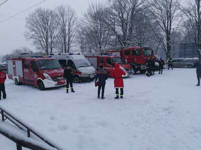 Strażacy OSP z Gminy Jasło pomagają dzieciom